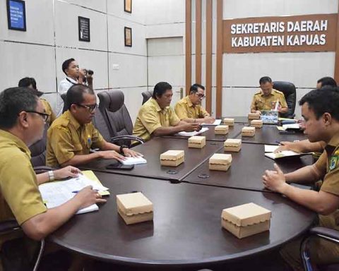 Sekda Pimpin Rapat Evaluasi Kinerja Pejabat Kepala Daerah