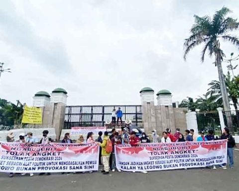 Aliansi Mahasiswa & Pemuda Cinta Indonesia Gelar Aksi Damai Tolak Hak Angket
