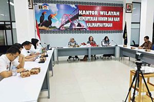 Dispursip Kobar Hadiri Harmonisasi Rancangan Produk Hukum Daerah Kobar