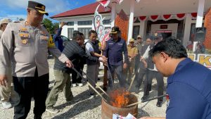 KPU Gumas Musnahkan Surat Suara Rusak dan Kelebihan