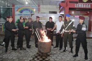 Lapas Sampit Gelar Apel dan Pemusnahan Barang Bukti