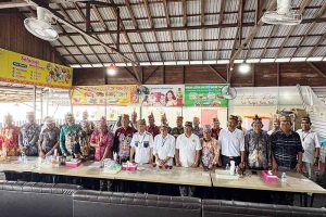 Masyarakat Adat Dayak Zona Barat Deklarasikan Dukung Agustiar-Edy