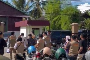 Oknum KPPS di Kapuas Coblos Surat Suara Sendiri