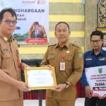 Pemkab Serahkan Penghargaan Inovasi Daerah 2024