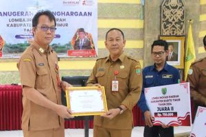 Pemkab Serahkan Penghargaan Inovasi Daerah 2024