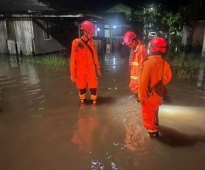 Debit Air Naik, Pemukiman Warga Terendam