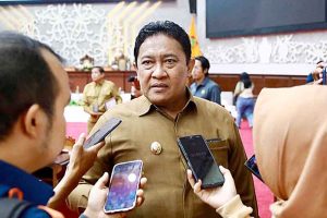Wagub Hadiri Paripurna Penetapan Alat Kelengkapan Dewan