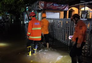 Banjir Rob Kapuas Diperkirakan Sampai Januari