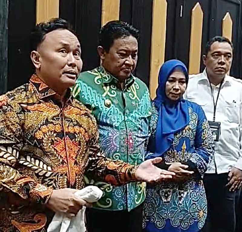 Gubernur Pimpin Rakor Penanganan Longsor dan Banjir