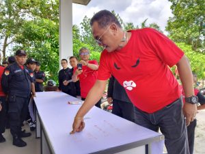 Kader PDI Perjuangan Kalteng Gelar Aksi Cap Jempol Darah