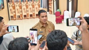 Oknum Kepsek Diduga Lecehkan Biduan