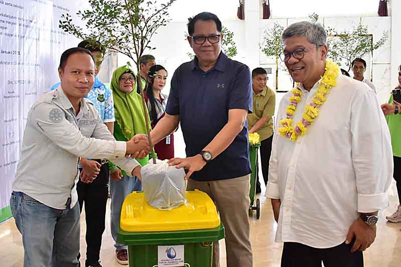 Pj Bupati Melaunching Program Kapuas Bersih dan Hijau