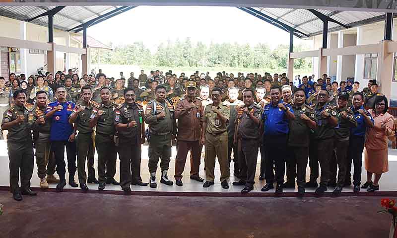 Pj Sekda Minta Personel Satpol PP dan Damkar Jaga Profesionalisme