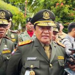 Wakil Gubernur Kalteng, Edy Pratowo saat diwawancarai awak media