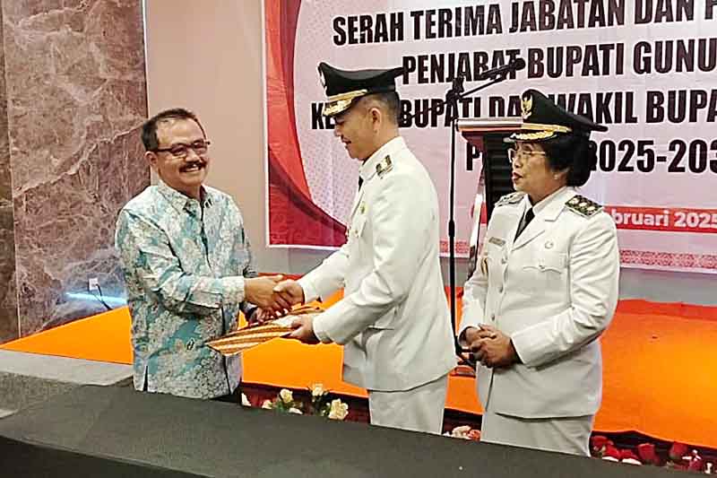 Bupati dan Wabup Gumas Sertijab di Jakarta