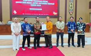 KPU Tetapkan Saiful-Firdaus Bupati dan Wabup Terpilih