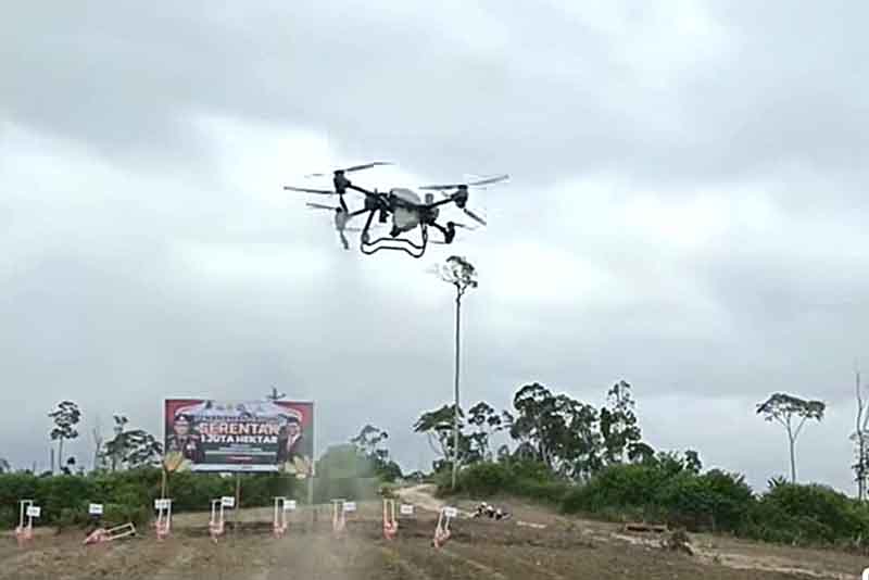 Pemkab Gumas Miliki Drone untuk Bantu Petani