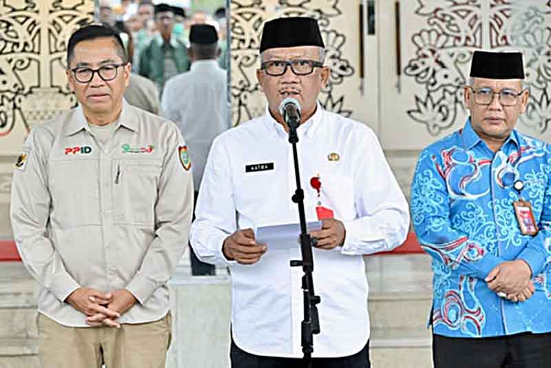 Pemprov Berangkatkan 226 Peserta Perjalanan Religi