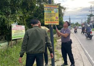 Ratusan Reklame Praktik Alat Vital Dicopot