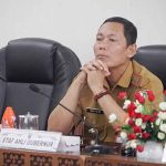 Sahli Gubernur Bidang Ekonomi, Keuangan dan Pembangunan, Yuas Elko.