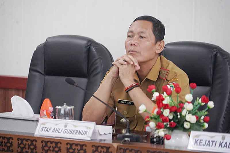 Sahli Gubernur Bidang Ekonomi, Keuangan dan Pembangunan, Yuas Elko.