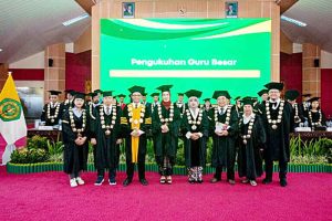 UPR Kukuhkan Dua Guru Besar Baru di Awal 2025