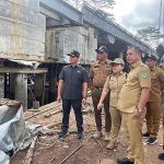 Wakil Bupati Kapuas Tindak Lokasi Jembatan Ambruk Di Terusan