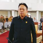Anggota DPRD Seruyan Bejo Rianto saat mengikuti rapat Paripurna.