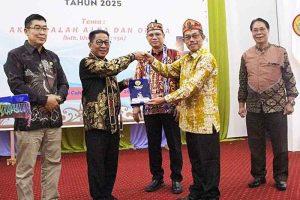 Bupati Ajak Warga GKE Bersama Membangun MURA HEBAT 2030