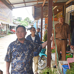Bupati Cek Harga Sembako di Pasar Tumbang Sanamang