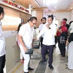Bupati Pulpis Puji Kebersihan Ruangan RSUD
