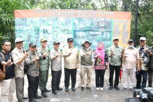 Cuaca Buruk Hambat Produksi Tangkapan Ikan Nelayan Kumai