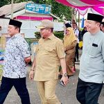 Didampingi Wakil Bupati, Bupati Kapuas Kunjungi Pasar Ramadan