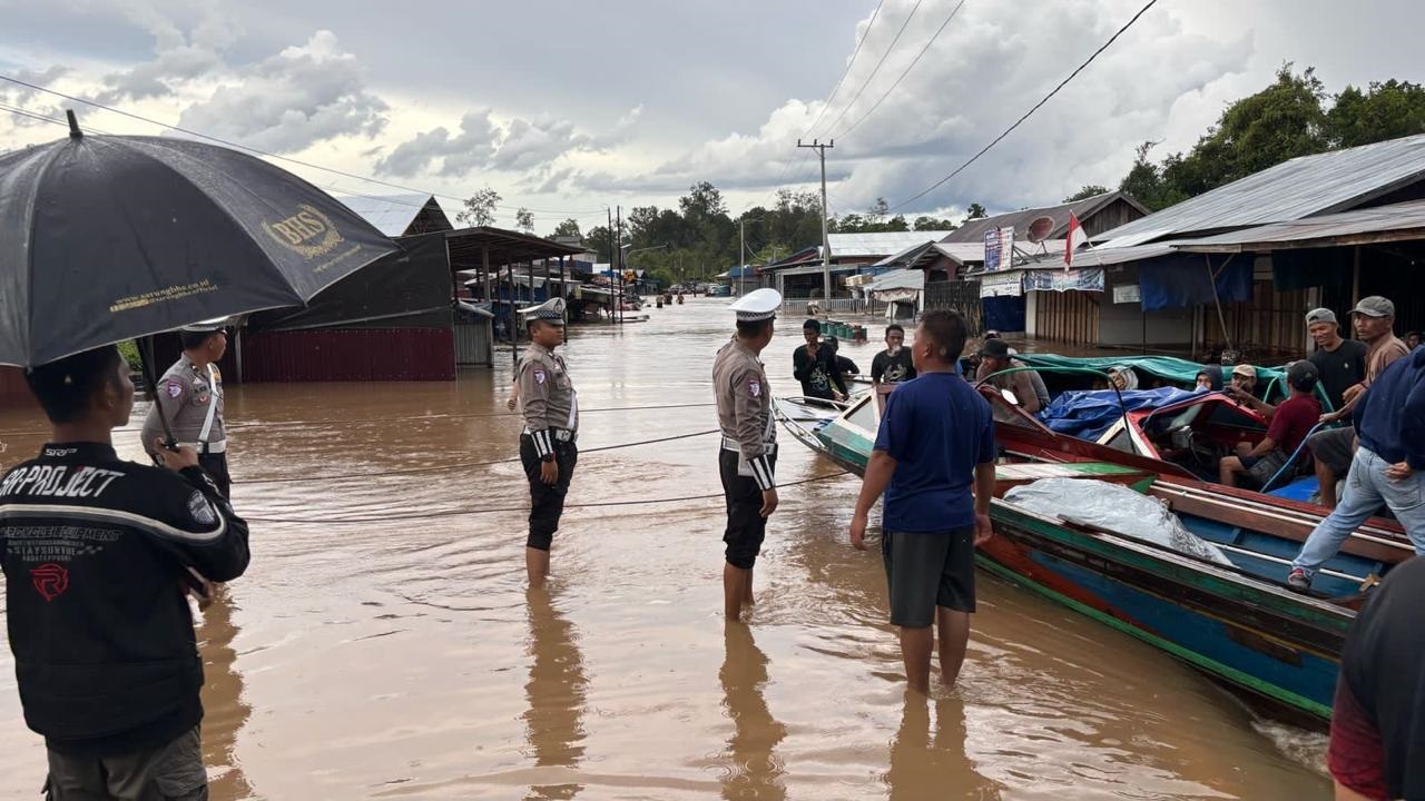 Jalan Palangka Raya-Buntok Terputus