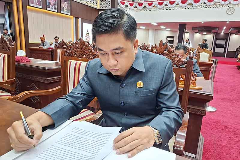 Juru bicara Fraksi Partai Nasdem DPRD Kalimantan Tengah, Toga Hamonangan Nadeak