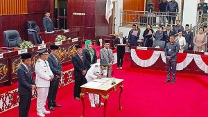 Ketua DPRD Pimpin Sertijab Bupati dan Wabup