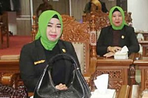 Tingkatkan Kesadaran Dalam Membuang Sampah 