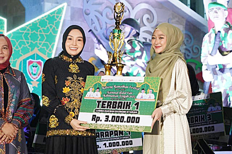 Ketua TP-PKK Resmi Tutup Kalteng Ramadan Festival 