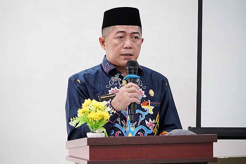 Pemprov Berangkatkan 121 Jamaah Umrah dari PT Alifa Raya Tour