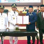 Pj Bupati Sukamara Serahkan Jabatan dan Tugas Kepada Kepala Daerah Definitif