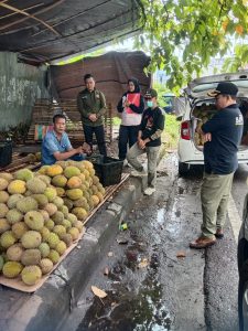 Satpol PP Tertibkan Pedagang Salahi Aturan