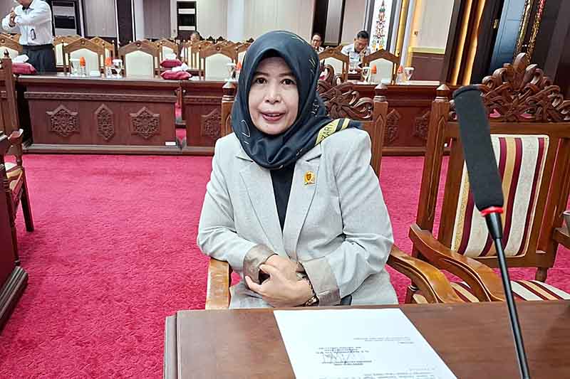 Anggota DPRD Kalteng Noor Fazariah Kamayanti