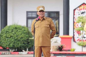 Bupati Berjanji Perjuangkan Nasib Tekon 