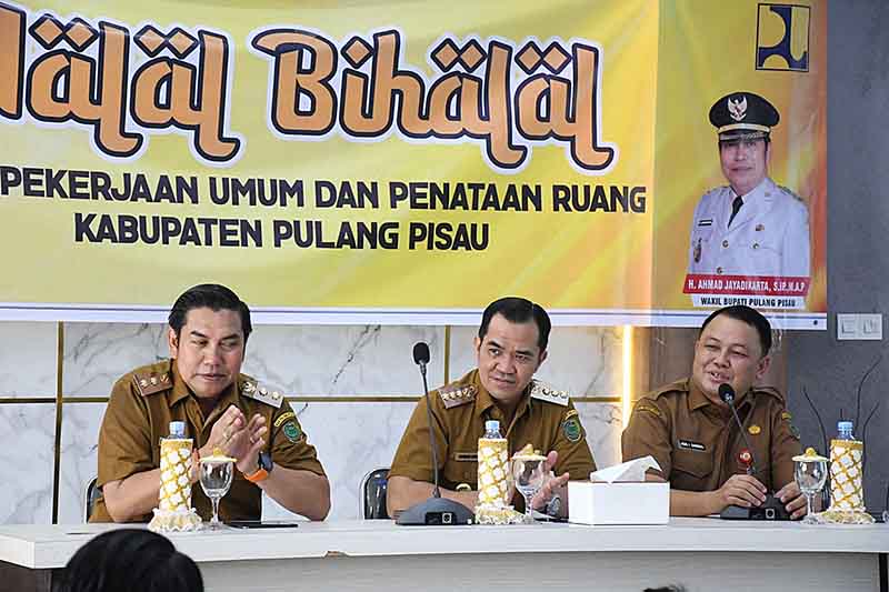 Bupati dan Wabup Hadiri Halalbihalal di DPUPR