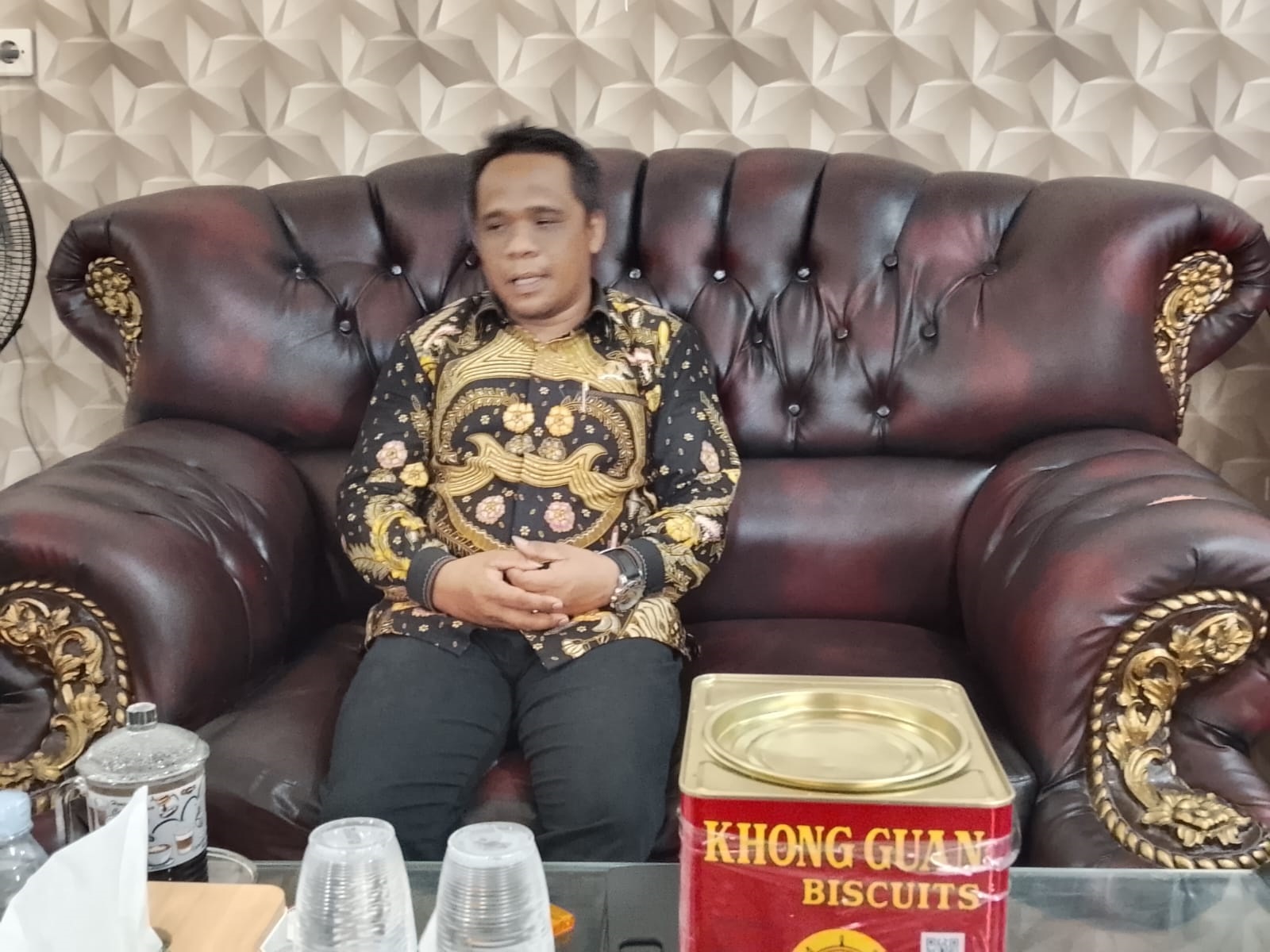 Empat Ribu Warga Pembuang Miskin Ekstrem