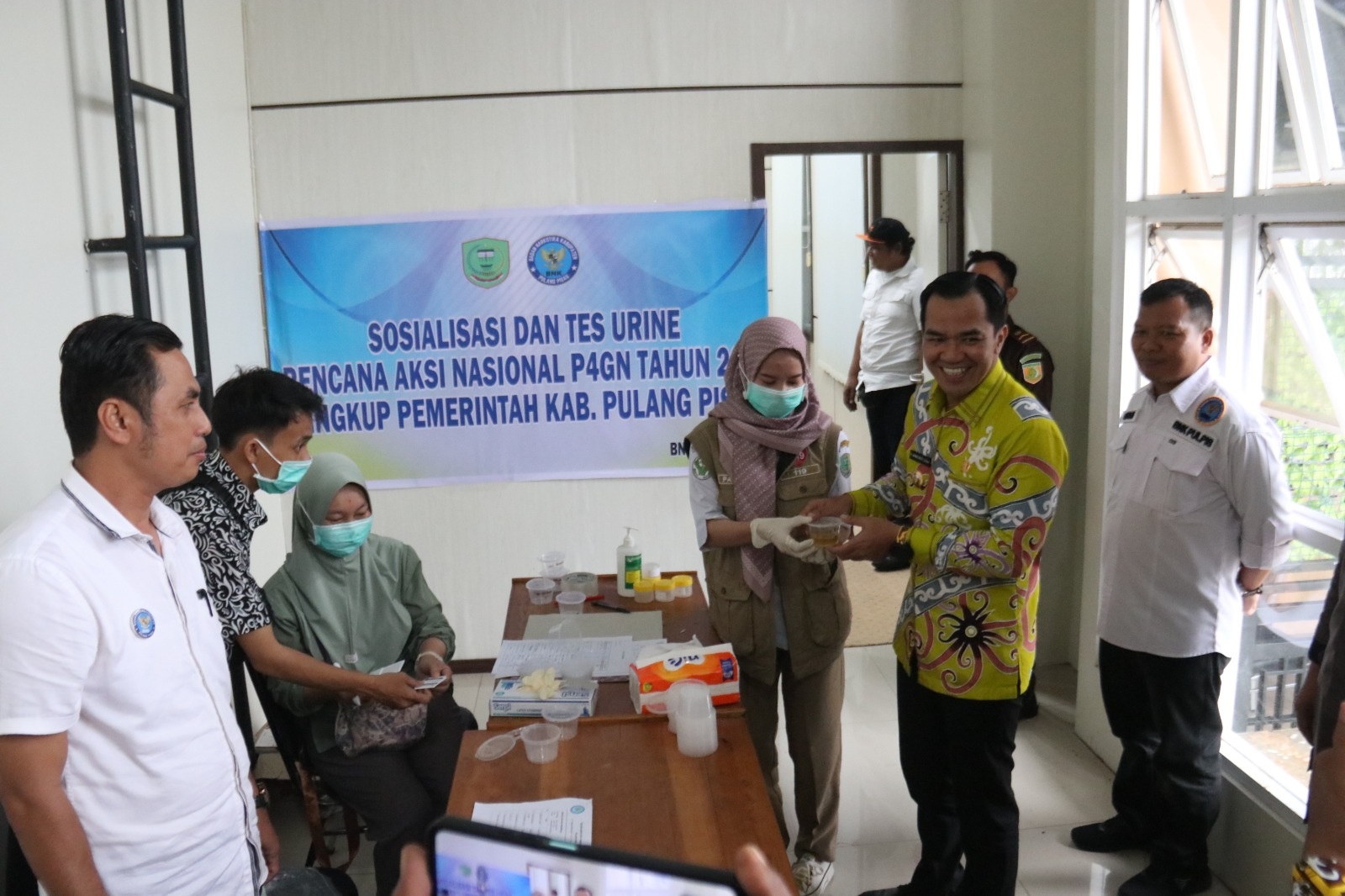 Bupati dan Para Pejabat Pulpis Ikut Tes Urine