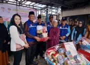 Tinjau Lokasi Kebakaran, Bupati Serahkan Bantuan Tanggap Darurat
