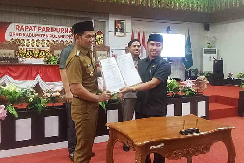 DPRD Gelar Rapur Pandangan Fraksi Terhadap Ranwal RPJMD