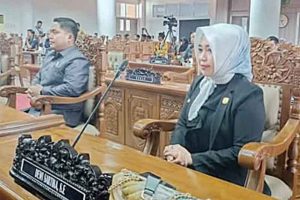 Srikandi DPRD Ajak Warga Peduli Lingkungan