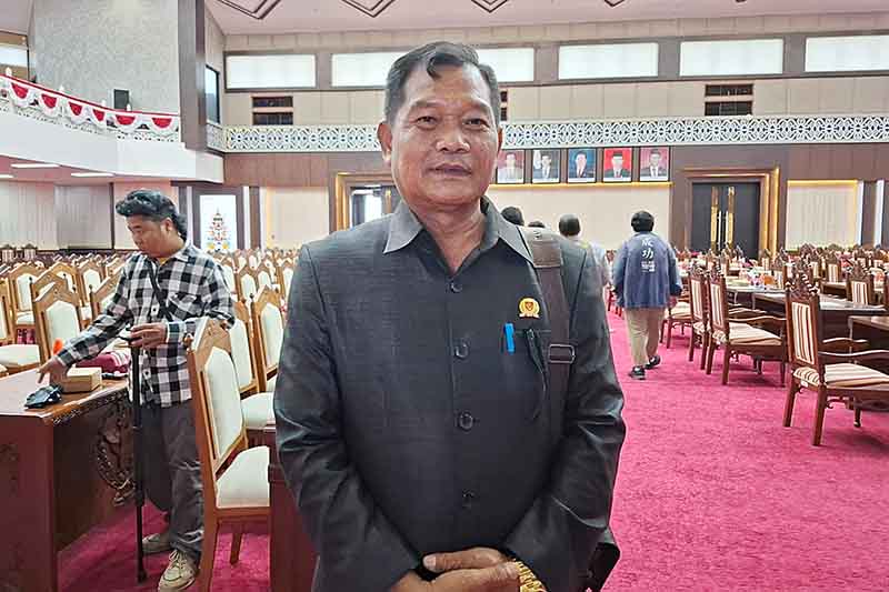 Legislator DPRD Kalimantan Tengah, Sutik.
